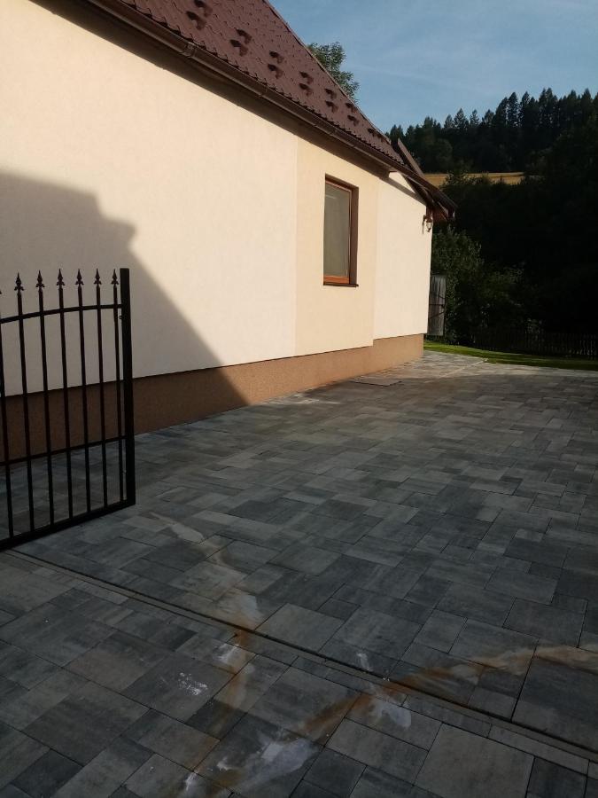 Domek Relov Exterior foto